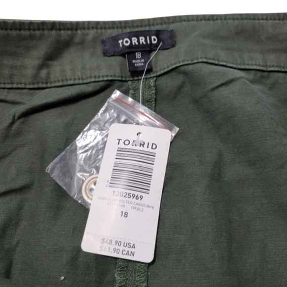 NWT New Torrid Skirt Size 18 W40" Waist Women's Plus Size Skirt Cargo Mini Skirt - Picture 4 of 4